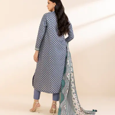 3 Piece - Embroidered Light Khaddar Suit