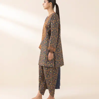 3 Piece - Embroidered Light Khaddar Suit